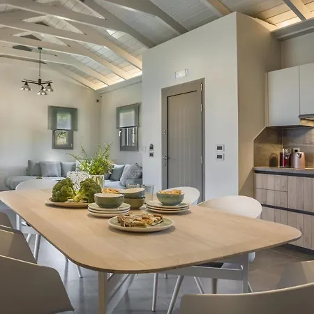 Alekos Houses-elia リクスリオン