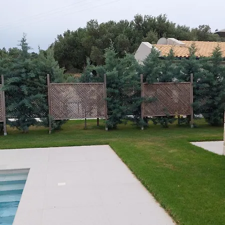 Alekos Houses-elia リクスリオン