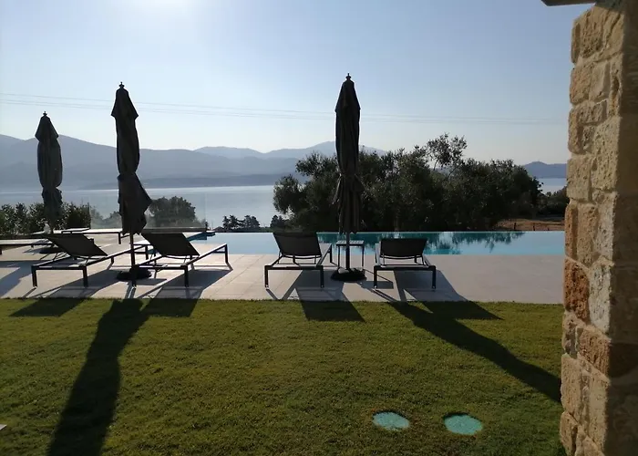 Alekos Houses-elia * Ликсури