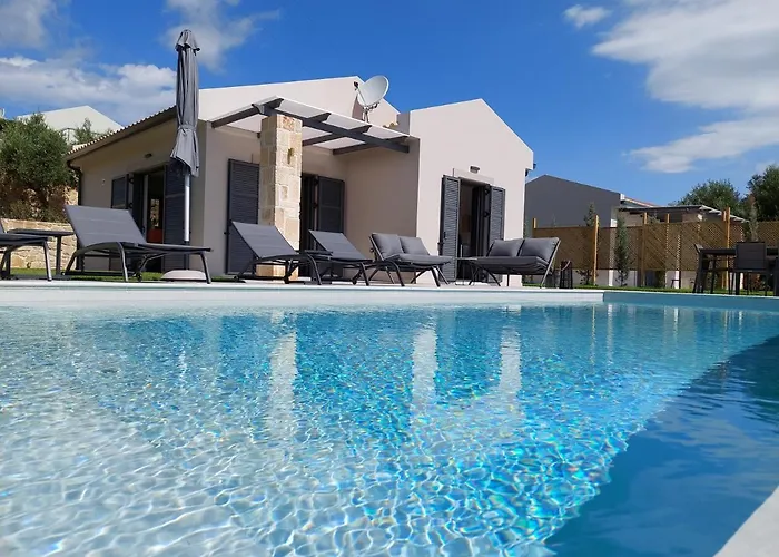 Alekos Houses-elia Ликсури